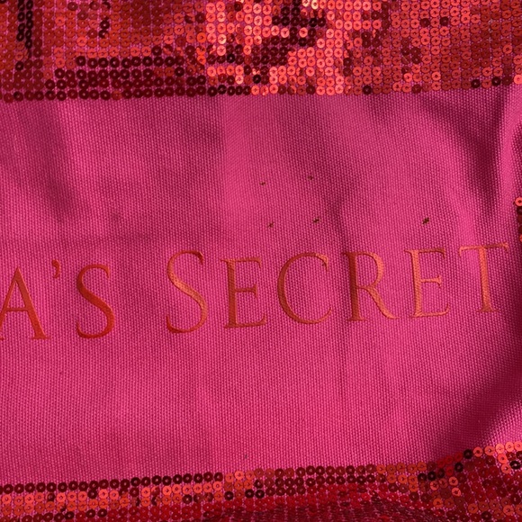 Victorias Secret Bag with matching Make Up Bag - Picture 4 of 8
